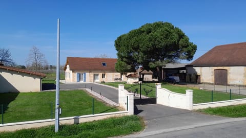 Gite à la campagne bergeracois House in Bergerac