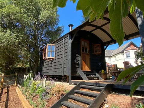 The Woodmans Hut Minehead Nature lodge in Minehead