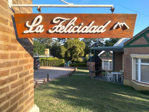 Cabañas La Felicidad Apartment hotel in Sierra de La Ventana