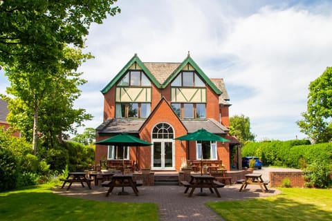 Property building, Garden view