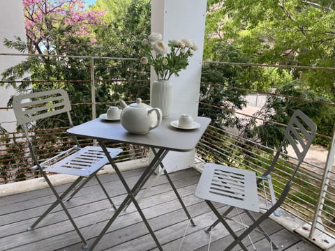 Spring, Day, View (from property/room), Balcony/Terrace, Balcony/Terrace, Dining area, Garden view