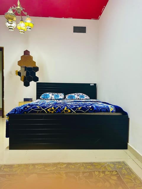 Modern Comfort Fully Furnished Room for Rent Vacation rental in Ajman