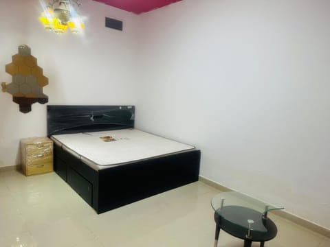 Modern Comfort Fully Furnished Room for Rent Vacation rental in Ajman