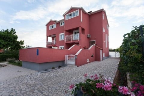 Ferienhaus in Rovinj mit Großer Terrasse House in Rovinj