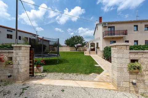 Ferienhaus Emma in Glavani House in Istria County