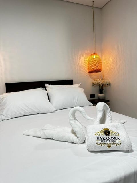 Kazandra Hotel luxury Villa in Villeta