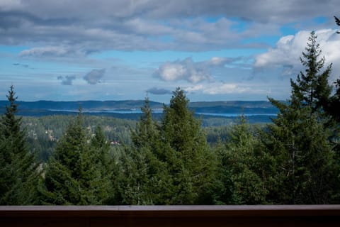 Day, Natural landscape, Mountain view, Sea view