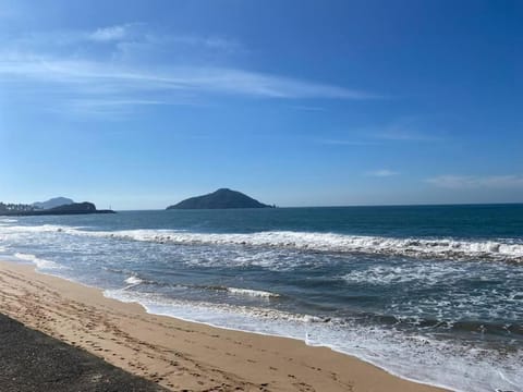 Departamento Frente a la Playa Marina del Rey Apartment in Mazatlan