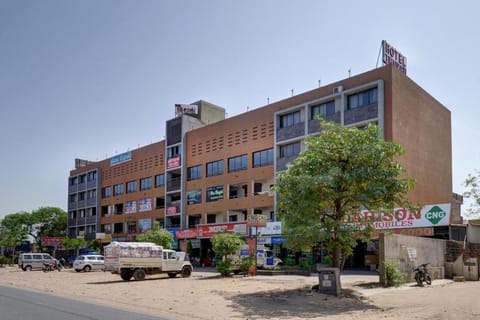 Hotel Tirupati Hotel in Ahmedabad