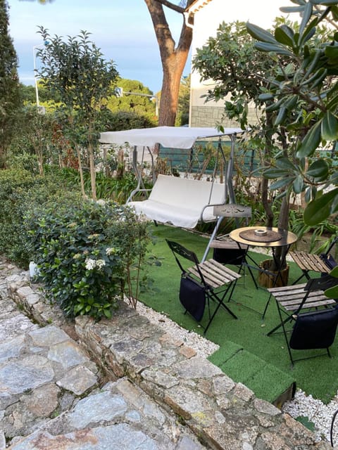 Patio, Garden, Garden view