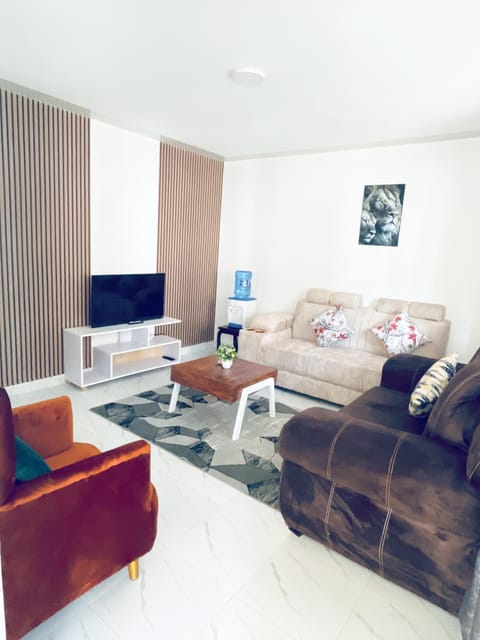 Omuts classy one bedroom Ruaka Apartment in Nairobi