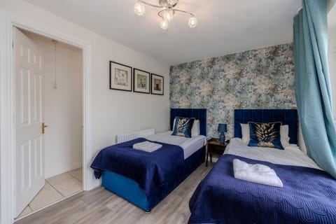 FLASH SALE Kemptown 3 Bedroom Flat BN278NEP Apartment in Brighton