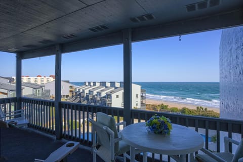 Shipwatch Villas 1415 House in North Topsail Beach