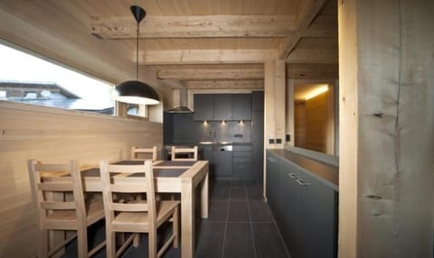 Modernes Holzhaus mit Sauna, Whirlpool und Entspannungsraum House in Regen