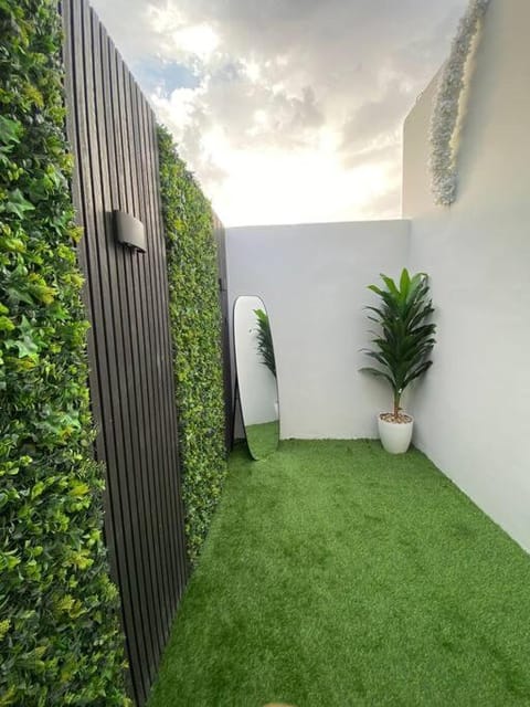 Eco-friendly studio close to all services Condo in Riyadh