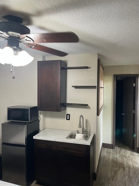 cozy studio apartment with private entrance and patio Übernachtung mit Frühstück in Miami Springs