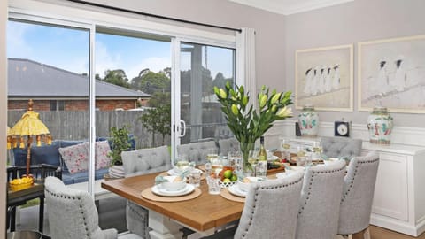 Lavender Haze House in Moss Vale