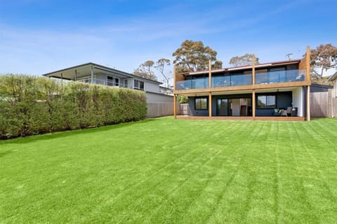 Property building, Natural landscape, Garden