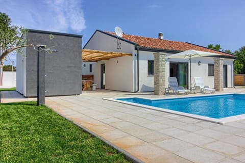 Ferienhaus mit Privatpool für 8 Personen ca 130 qm in Paradiž bei Vodnjan, Istrien Südküste von Istrien House in Vodnjan