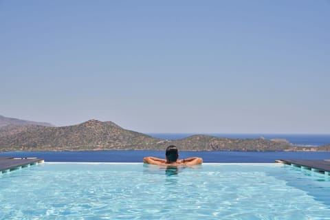 Nearby landmark, Day, Mountain view, Pool view, Sea view, Swimming pool