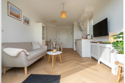 Welcome in - Appartement - Paulusweg 24 - Zoutelande 't Kusthuys' Apartment in Zoutelande