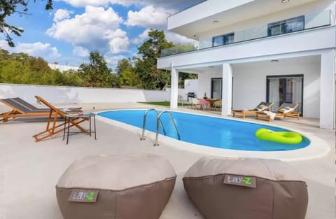 Ferienhaus mit Privatpool für 8 Personen ca 190 qm in Barbariga, Istrien Istrische Riviera House in Peroj