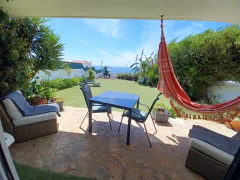 View (from property/room), Dining area, Garden view, Sea view, Street view