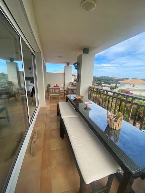 Balcony/Terrace, Dining area