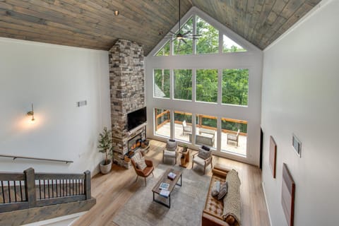 Smoky Mountain Bliss House in Sevier County