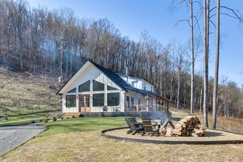 Gorgeous Swannanoa Home with Sweeping Mountain Views Haus in Swannanoa