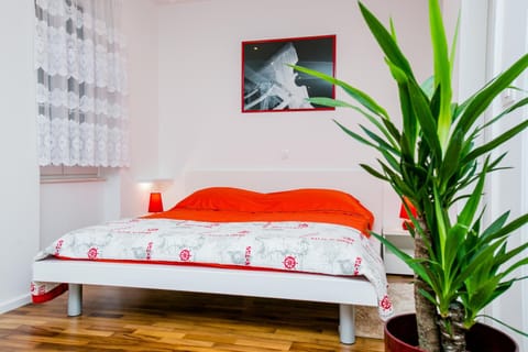 Guesthouse Old Mulberry Bed and Breakfast in Split