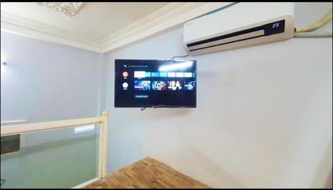 TV and multimedia, air conditioner