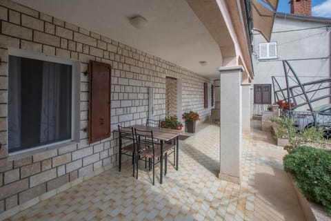 Ferienwohnung für 4 Personen ca 56 qm in Murine, Istrien Istrische Riviera Apartment in Istria County