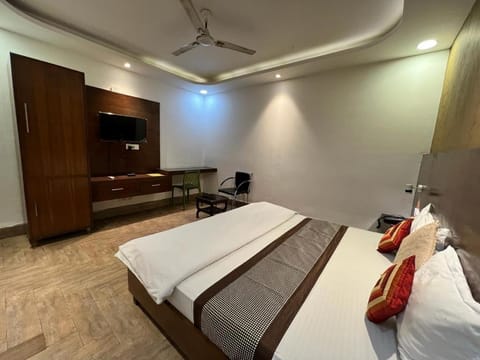 Hotel Under Bridge Maharani bagh Übernachtung mit Frühstück in New Delhi