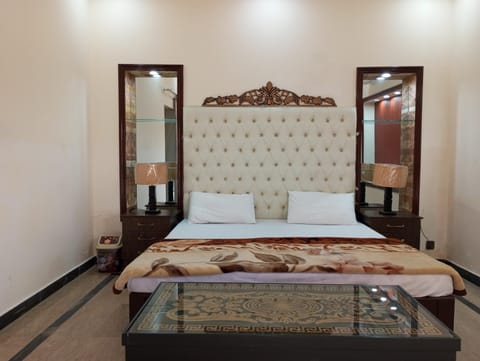 Khayaban-e-Amin Luxurious Apartments Appartement in Lahore