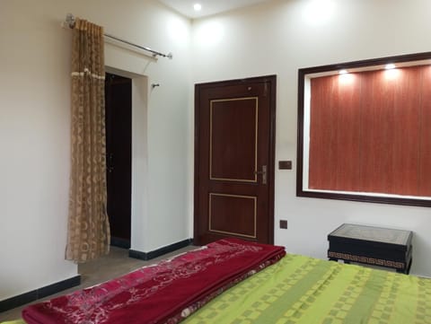 Khayaban-e-Amin Luxurious Apartments Apartamento in Lahore