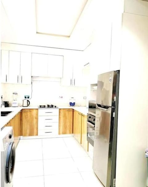 Luxurious 2 bedroom Apartment with Private Chef Eigentumswohnung in Lagos
