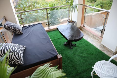 MOA Private Rooms in Nyali close to beach Condo in Mombasa