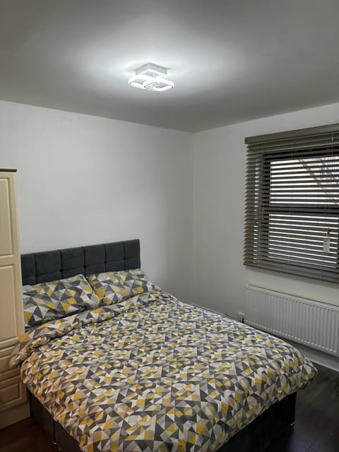 Cosy Room Vacation rental in Shannon