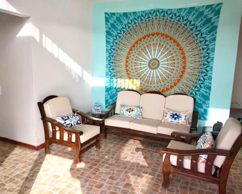 Casuarinas Del Mar Hospedaje Chalet 3 habitaciones Apartment hotel in Canoas de Punta Sal