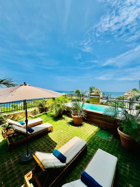 Garden view, Sea view, Swimming pool