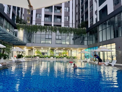 Livahome - PDT Lux homestay Di An Condo in Ho Chi Minh City