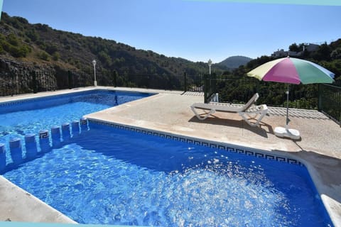 Ferienhaus mit Privatpool für 6 Personen ca 170 qm in Frigiliana, Andalusien Costa del Sol House in Frigiliana