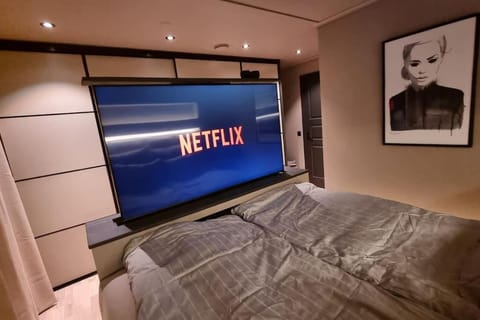 TV and multimedia, Bedroom