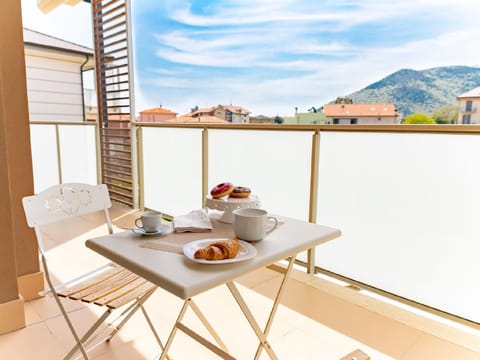 Ferienwohnung in Borghetto Santo Spirito mit Pool Apartment in Loano