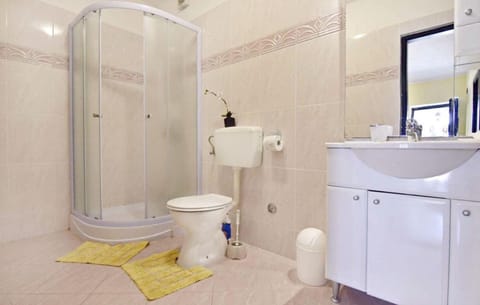 Ferienwohnung in Đuba mit Garten, Terrasse und Grill Apartment in Istria County