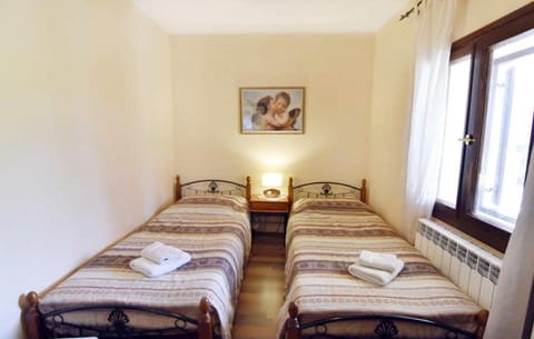 Ferienwohnung in Đuba mit Garten, Terrasse und Grill Apartment in Istria County