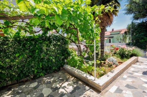 Ferienwohnung für 5 Personen ca 50 m in Novigrad, Adriaküste Kroatien Westküste von Istrien Apartment in Novigrad