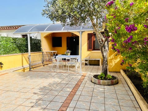 Property building, Inner courtyard view