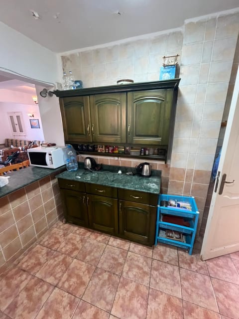 Kitchen or kitchenette, minibar, pet friendly, stove